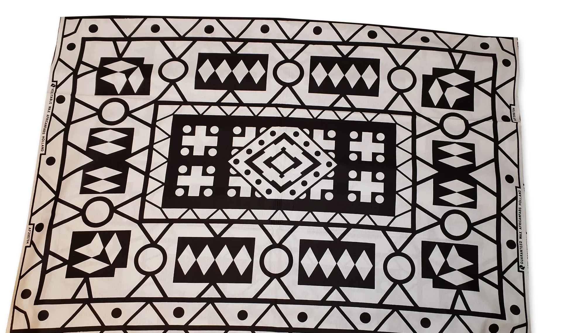 African BLACK / WHITE SAMAKAKA ANGOLA Wax print fabric / cloth (Traditional Samacaca)