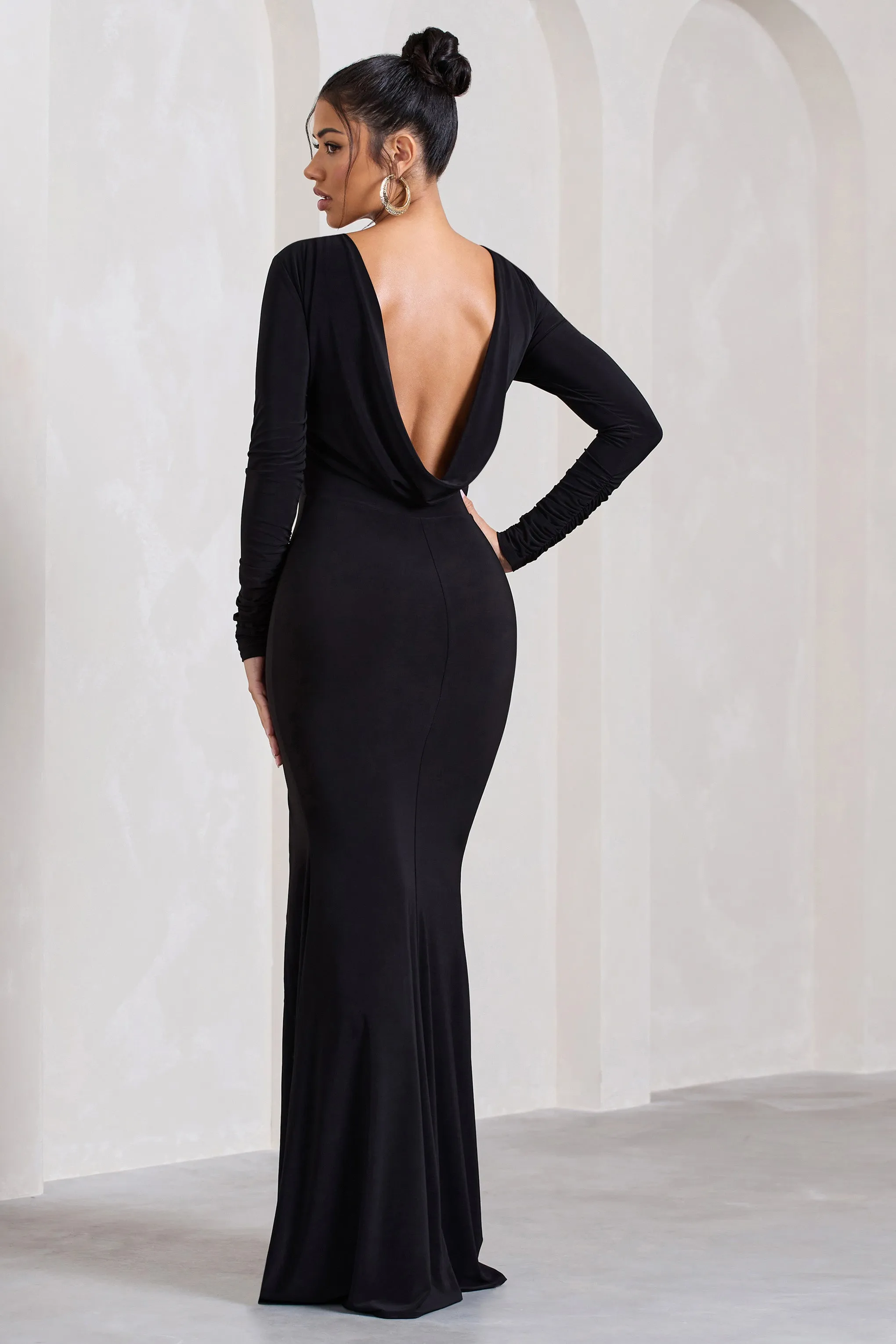 Keep Dreaming | Black Long-Sleeved Split Maxi Dress