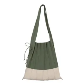 Ladies Knit Pleat Bag