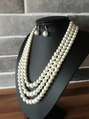 Three string pearl Necklace Set